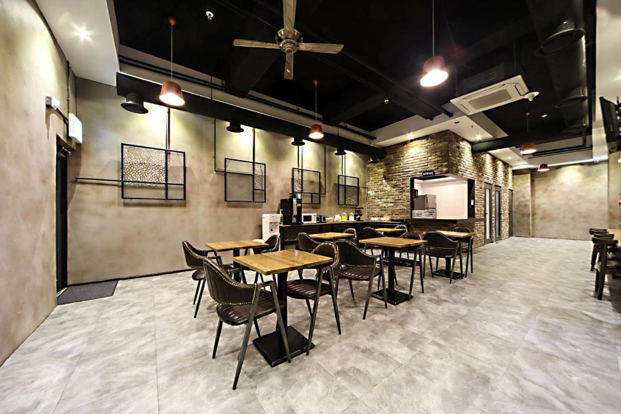 Masan Almond Hotel Changwon Zewnętrze zdjęcie