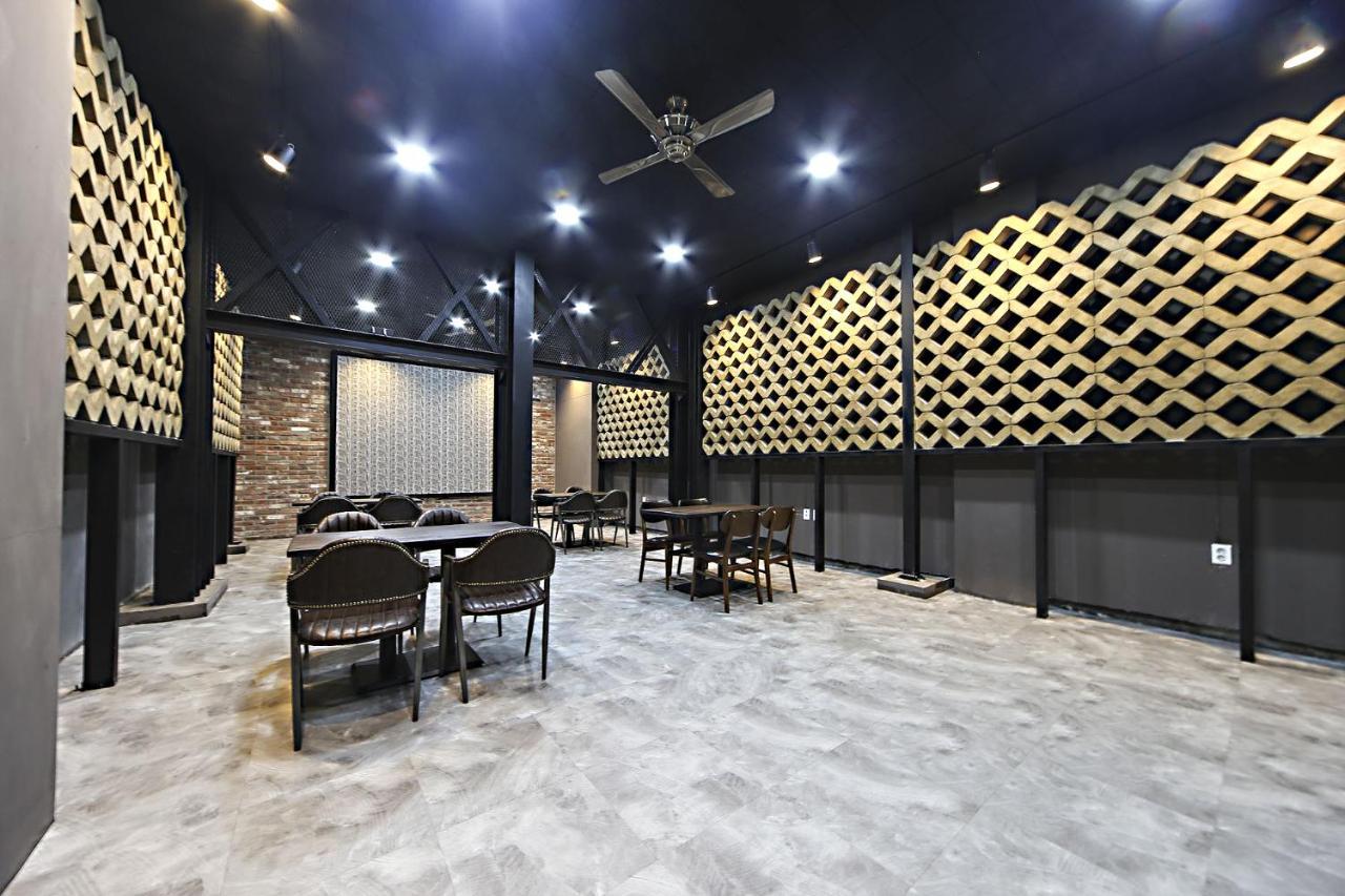 Masan Almond Hotel Changwon Zewnętrze zdjęcie